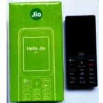 Jio F220B Keypad Mobile Phone with 4G VoLTE, 2.4" Display & 2000mAh Battery - Image 2